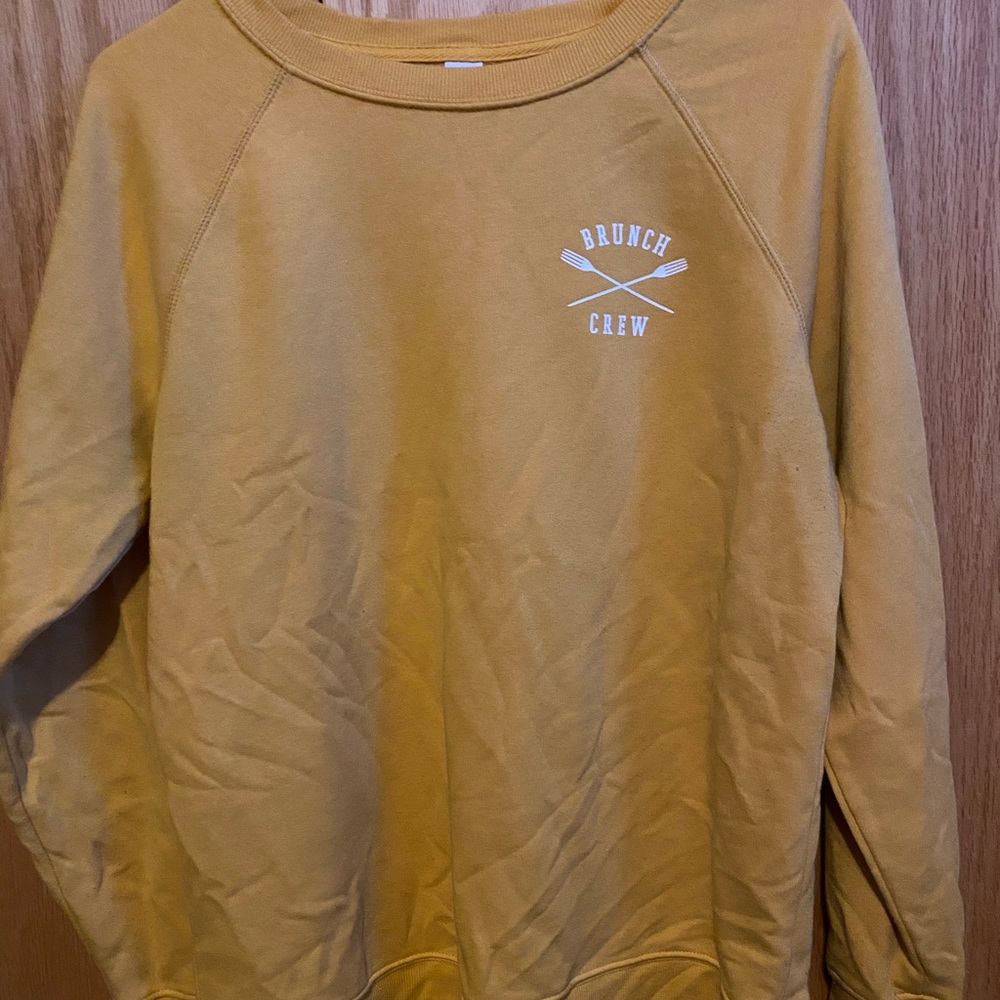 crew neck